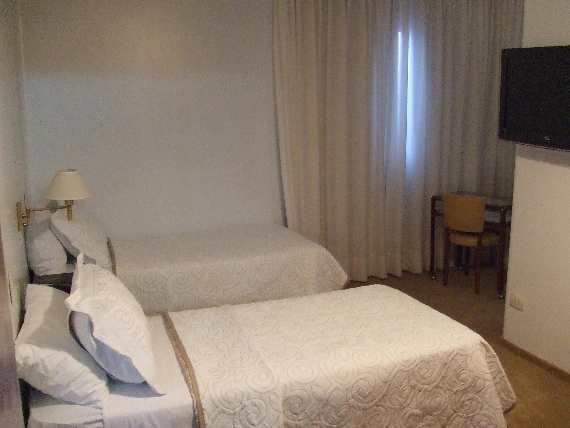 Gran Hotel Dora Córdoba Zewnętrze zdjęcie
